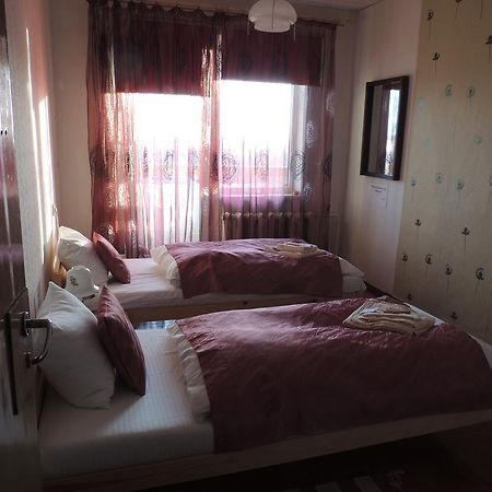 Kivilinna Homestay Lohkva Buitenkant foto